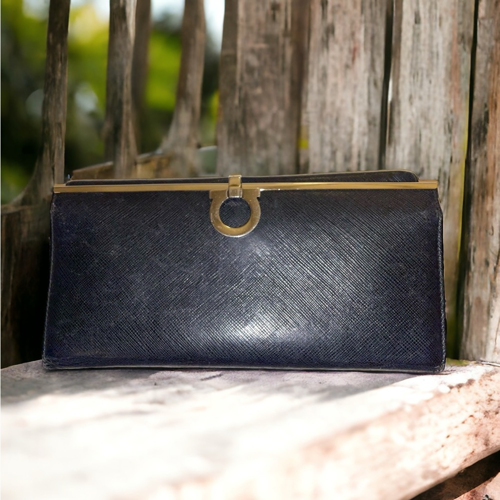Salvatore Ferragamo Black Leather Gancini Bit Continental Long Wallet